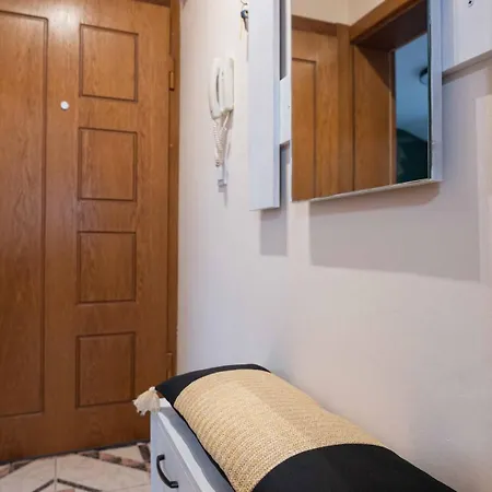 アパート уютна почивка *